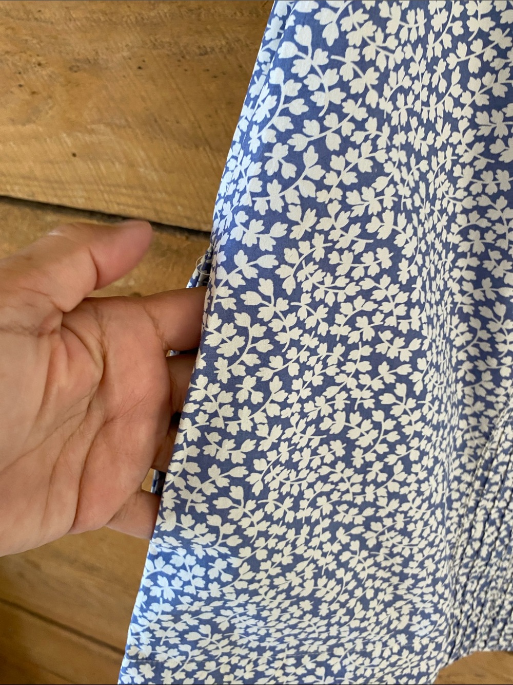 American Eagle Outfitters Light Blue and White Floral Square-Neck Tunic - Picture 7 of 9